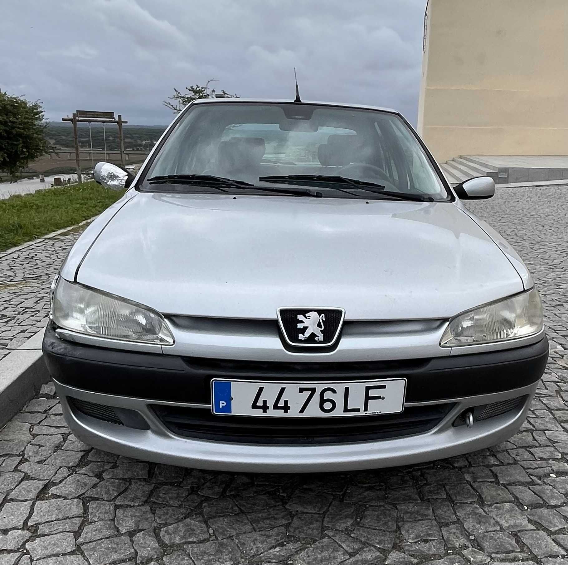 :: Peugeot 306 Griffe 1.4 Gasolina ::