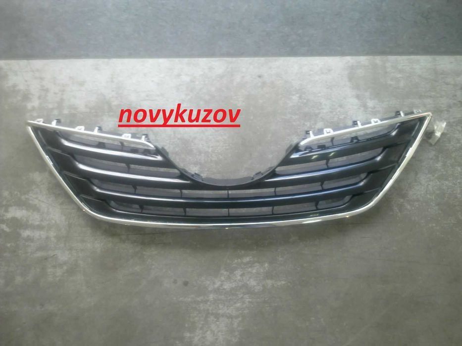 Бампер  передний Toyota Camry 40 Тойота Камри 40  06-