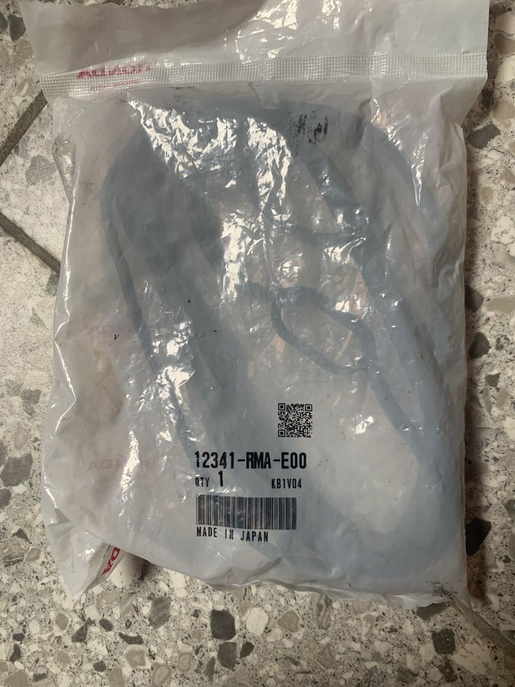Прокладка кришки клапанів Honda 12341RMAE00