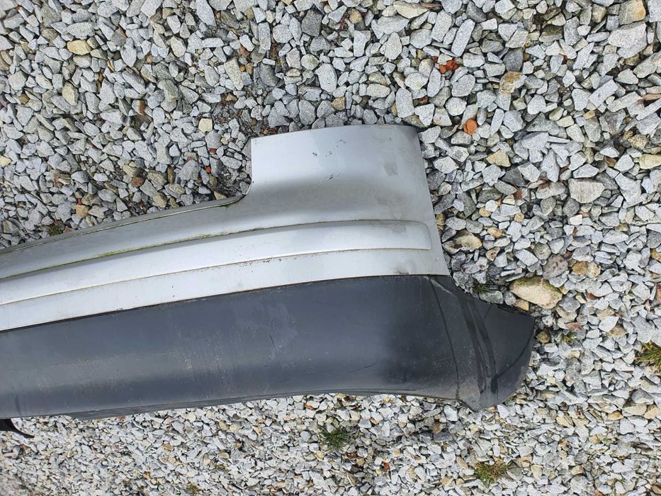 Audi A4 B6 zderzak tył sedan 1,9 2,5 TDI kolor LY7W 2 AL