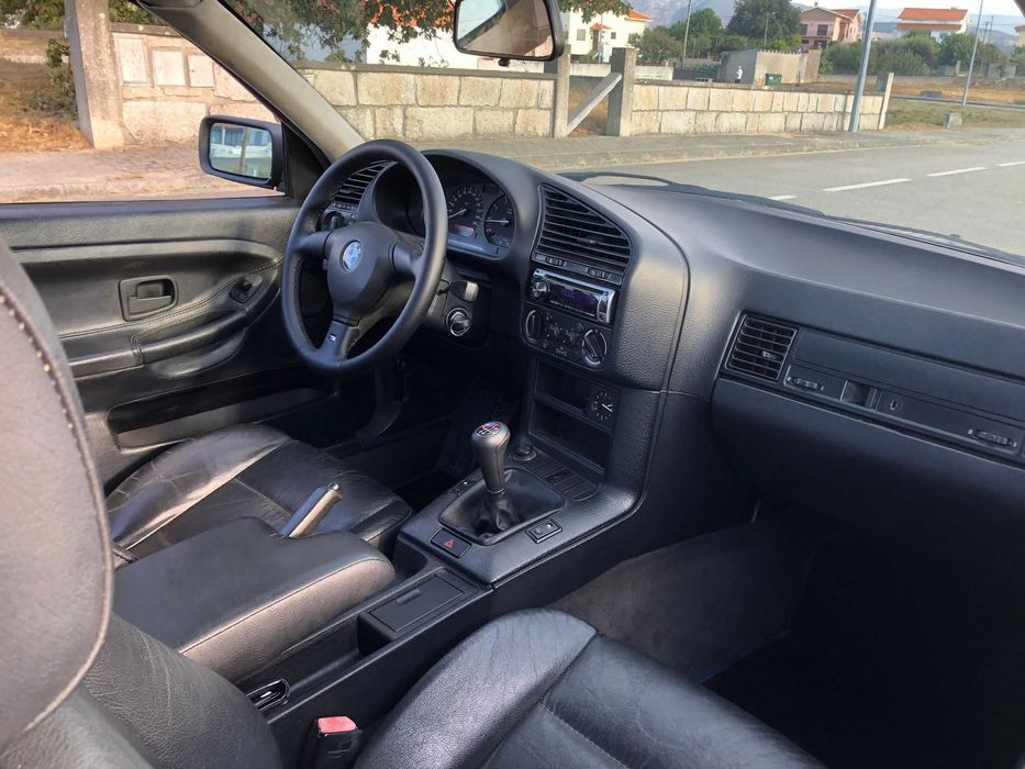 1992 BMW E36 318IS Coupe