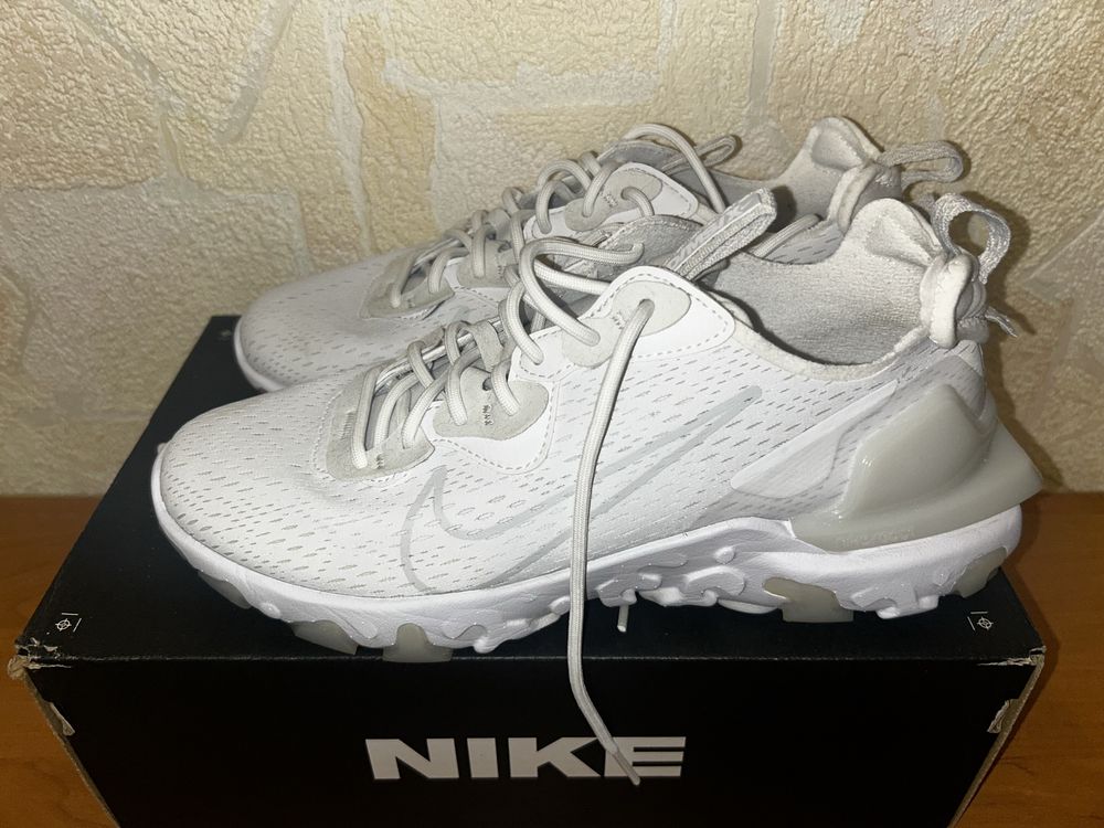 Кроссовки Nike react vision