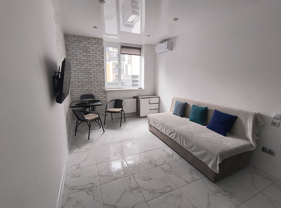 Простора квартира Gray, подобово ЖК Сіті-Парк, новобудова, центр міста