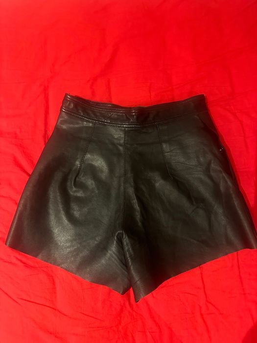 Кожаные шорты Armani