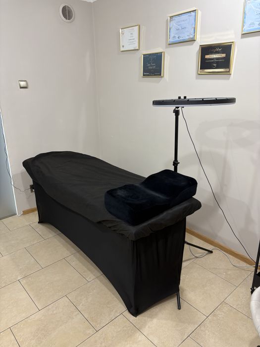 Komplet lampa mitoya 60w, lozkokosmetyczne60cm,poduszka i przescieradl