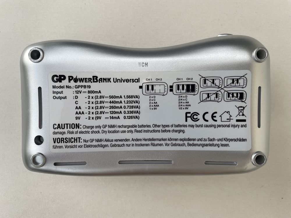 Ładowarka baterii GP Power Bank GPPB19 Universal