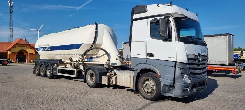 Mercedes-Benz Zestaw Mercedes Benz Actros 1842 + naczepa silo Feldbinder EUT 45.3