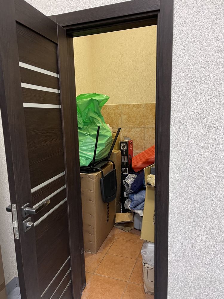 Продам нежитлове приміщення