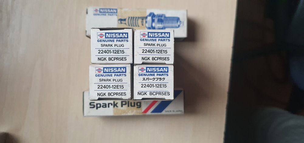 Свечи зажигания NGK и Champion ОРИГИНАЛ