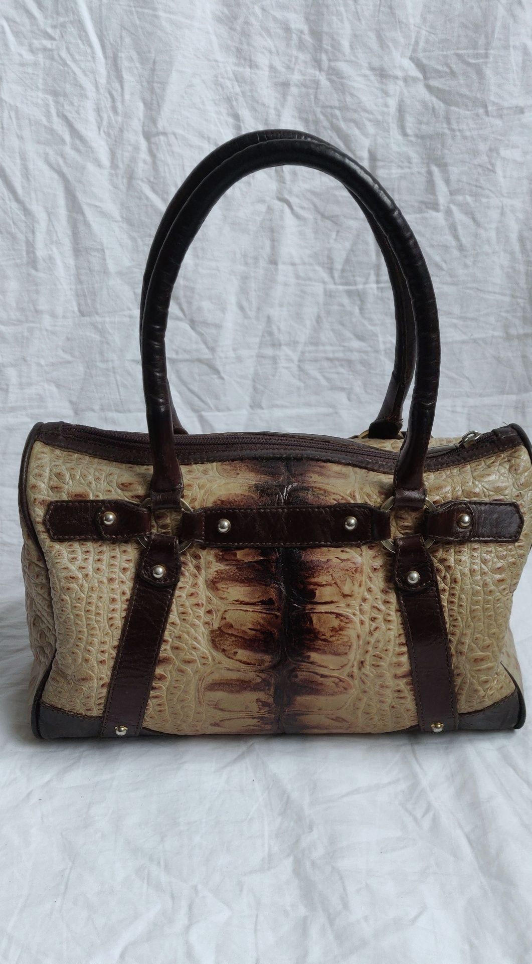 Кожаная сумка в стиле Versace