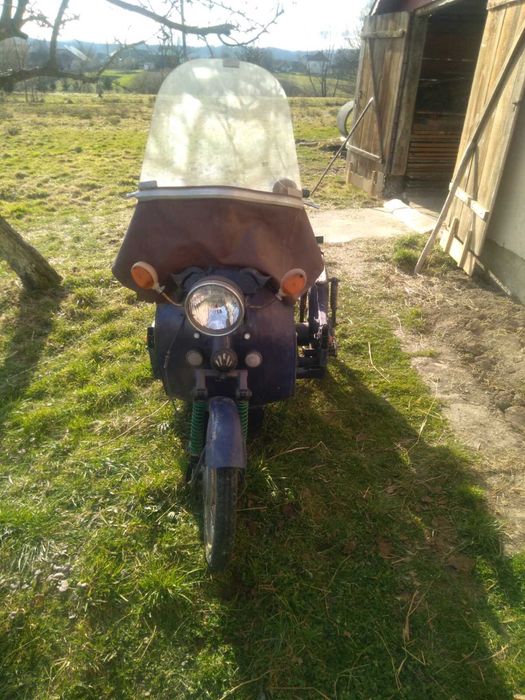 Муравей мотоцикл