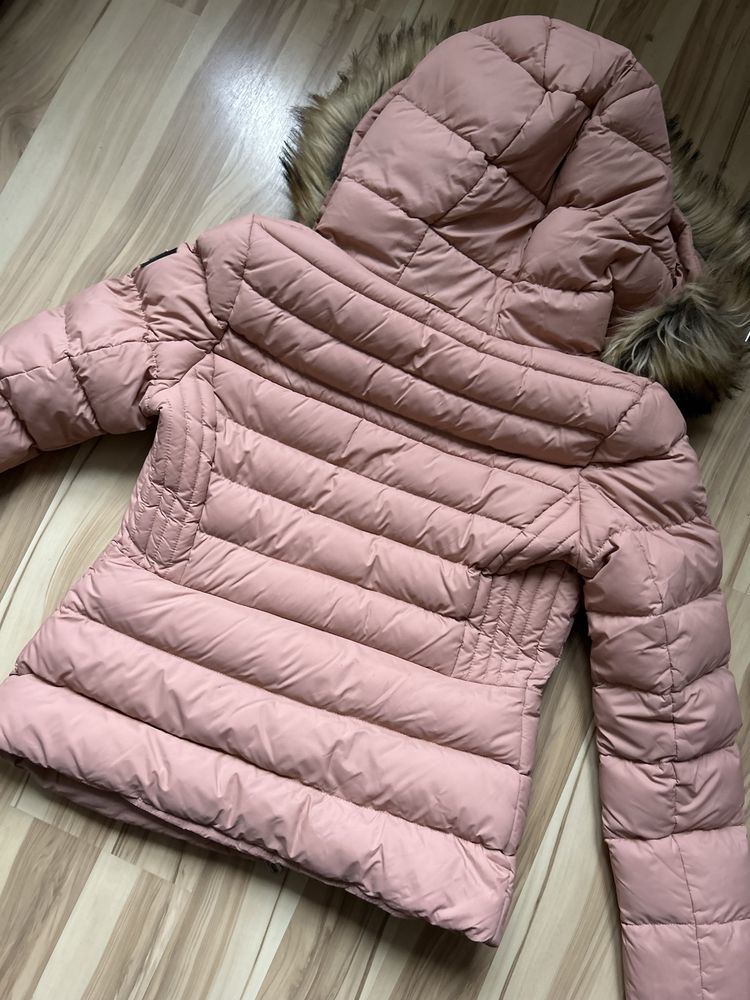 Różowa kurtka Feewear S pikowana grubą ocieplaną zima futro krótka