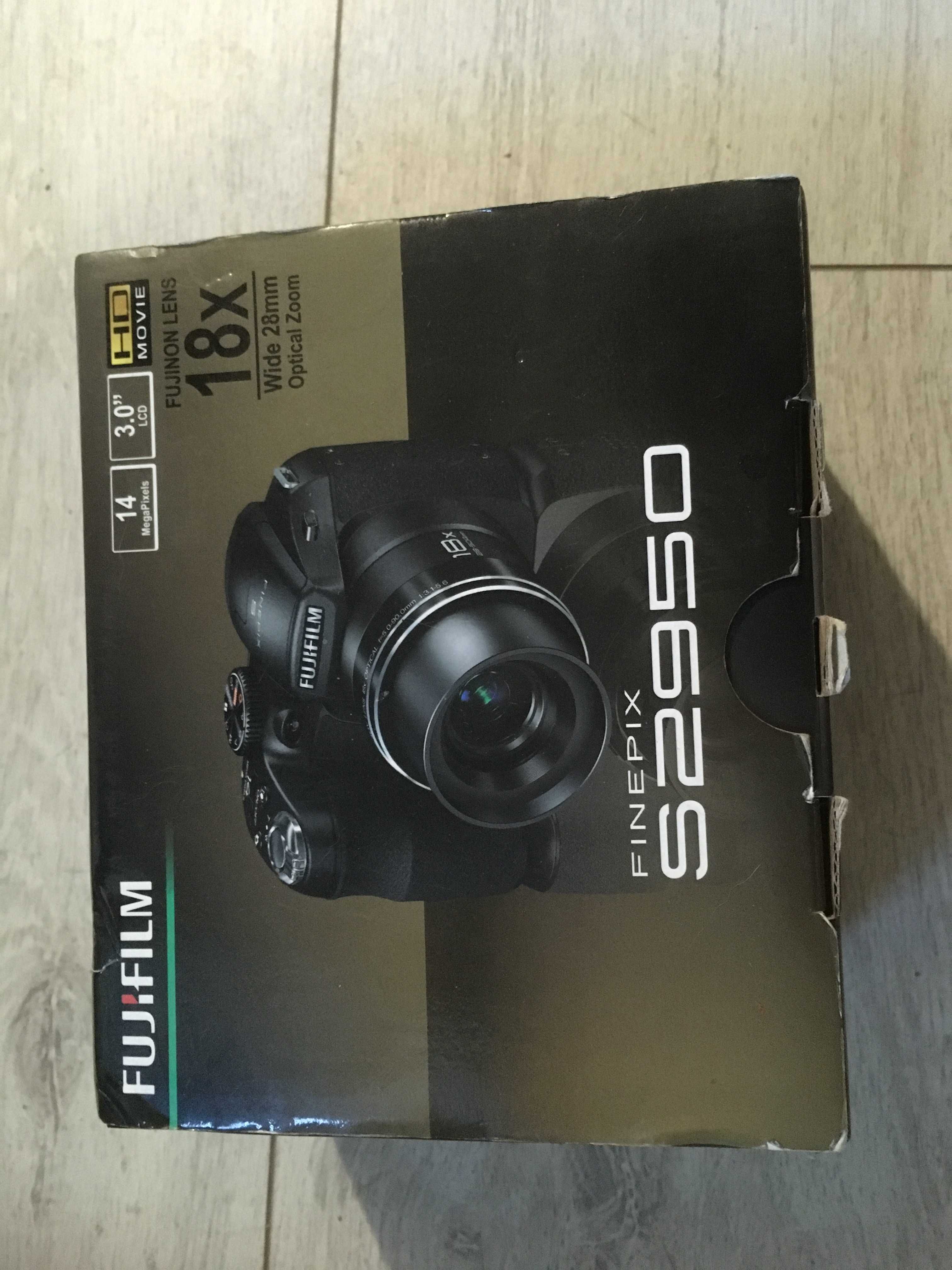 FujiFilm FinePix S2950