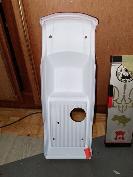 Продам лексановую "корку" Шеви  1:10 масштаба