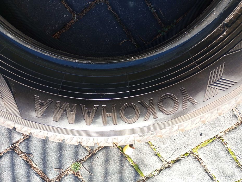 opony całoroczne yokohama stan jak nowe 7mm