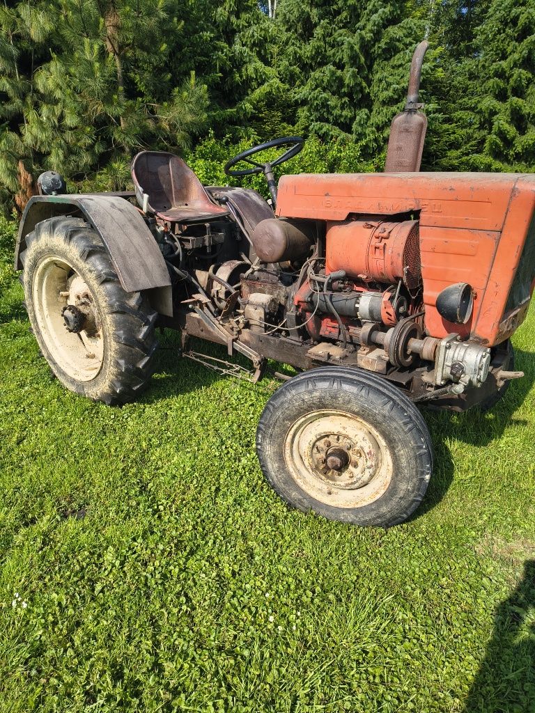 Sprzedam traktor sam