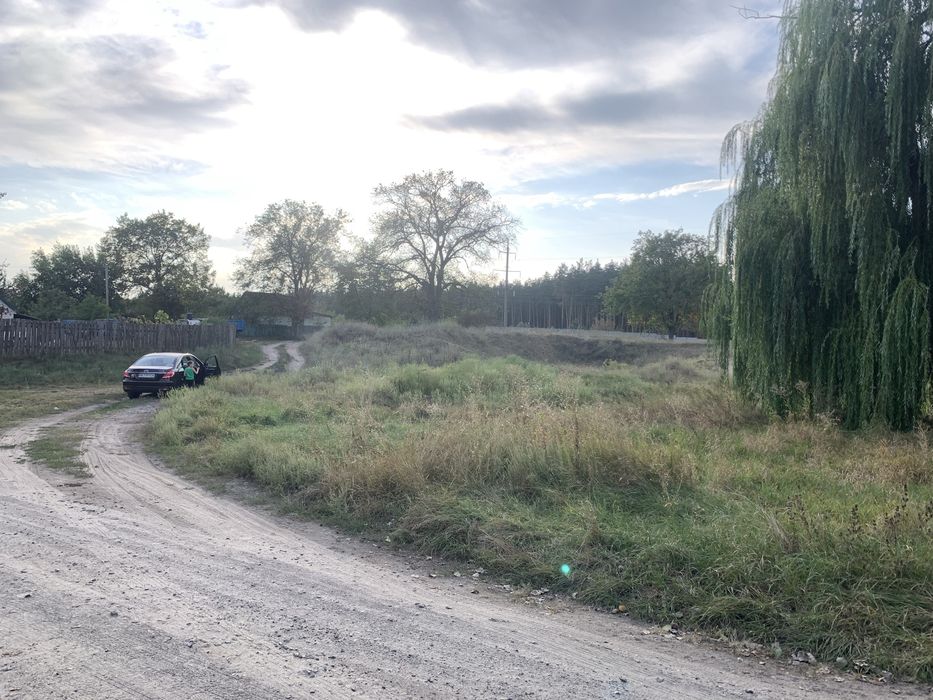 Земельна ділянка.