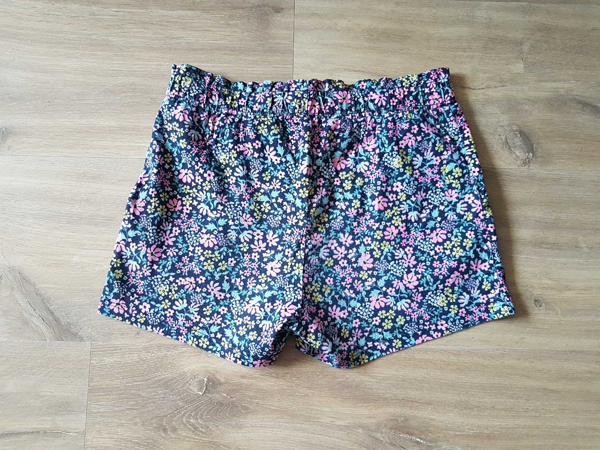 Krótkie spodenki w kwiatki 100% bawełna r. 134/140 H&M TU Kids Primark