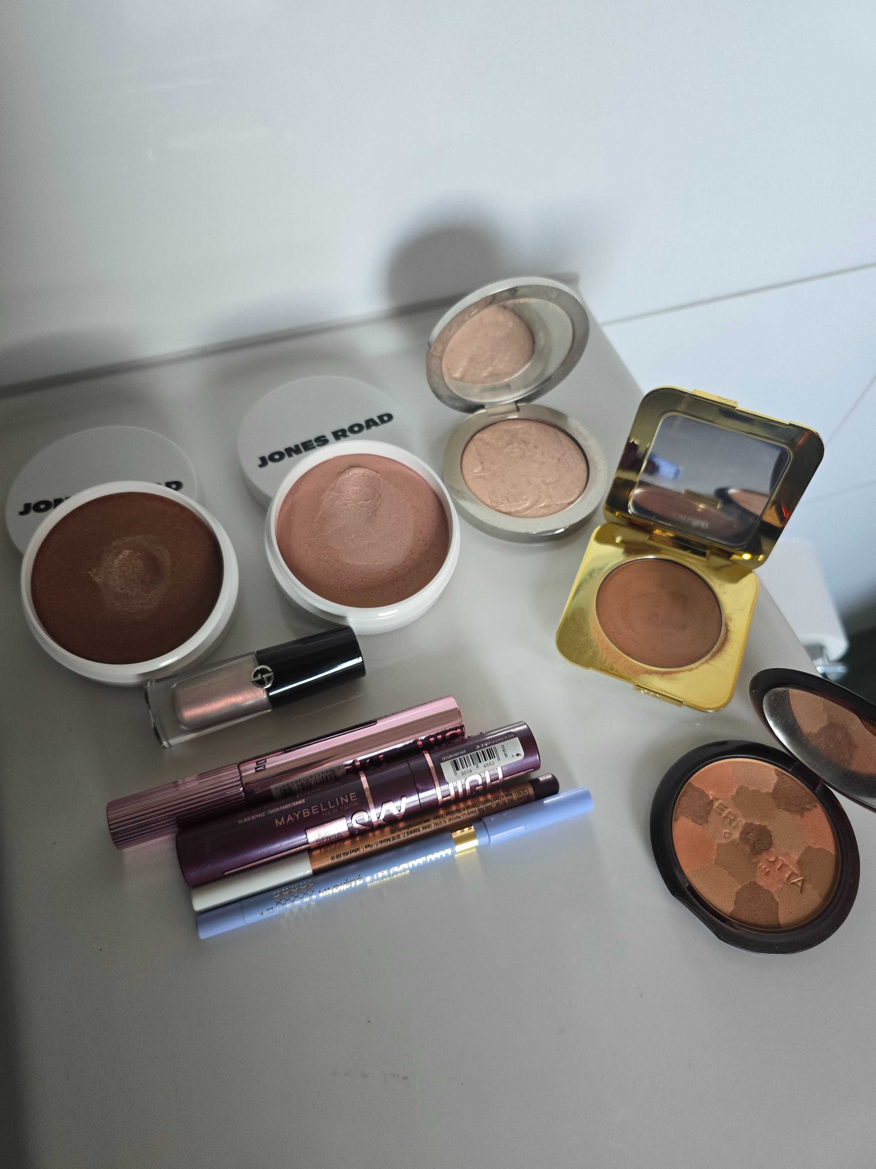 Kosmetyki kolorowe Dior, Guerlain, Tom Ford,