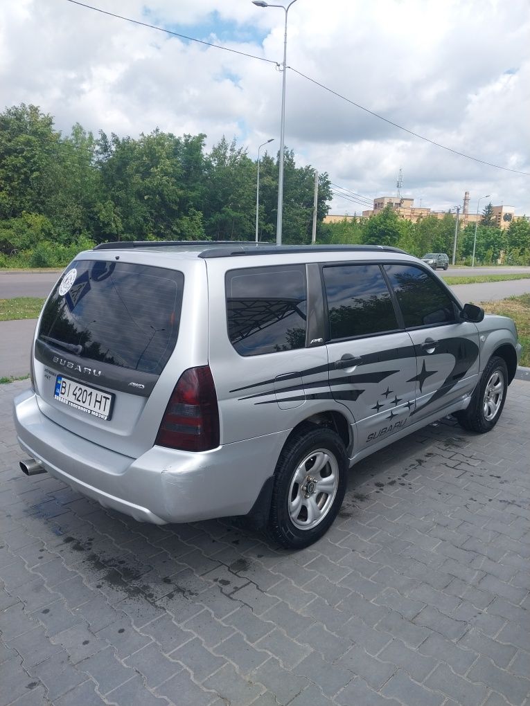 Субару Форестер 2.0 AWD