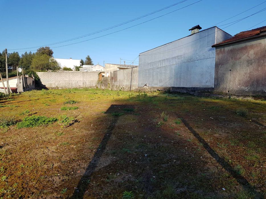 Terreno urbano em Seixezelo com 680m2 para construção de moradia