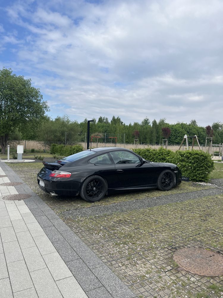 Rasowe Porsche 996 C2 1998r.
