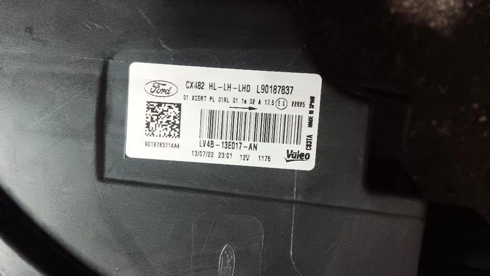 Farol ft esq ford kuga leds