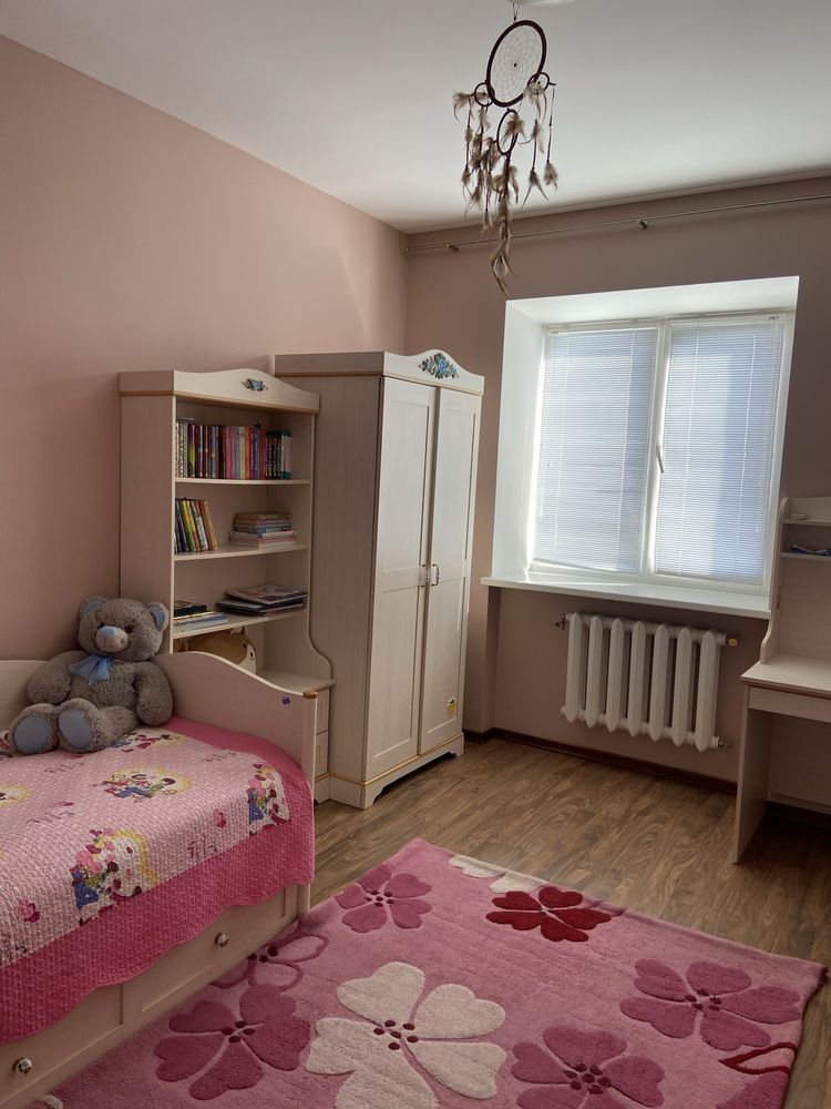 Продам розкішну 4х кім. квартиру в ЦЕНТРІ