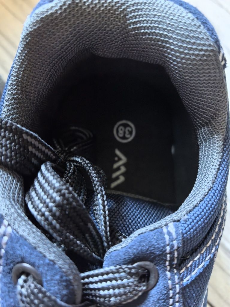 Buty robocze r 38  *
