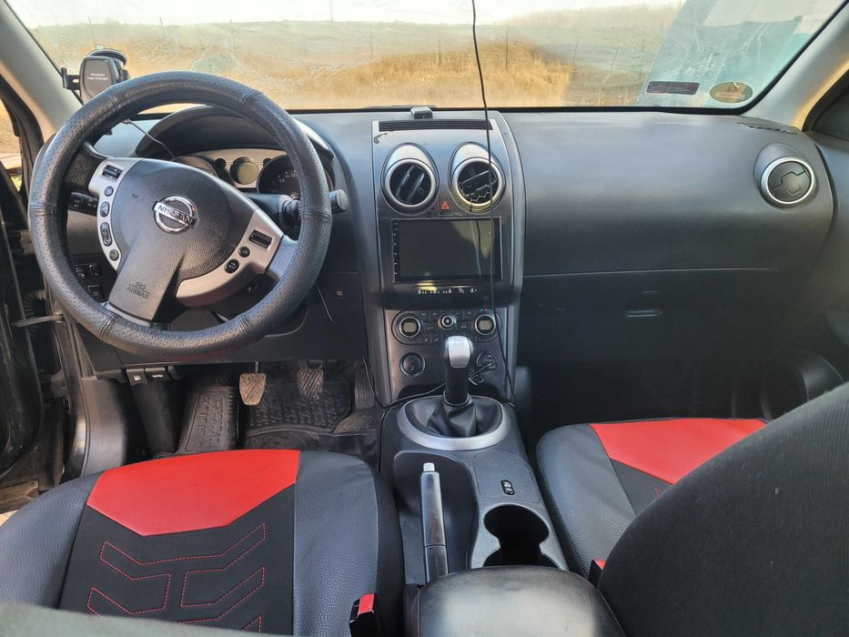Nissan Qashqai 1,6  2007