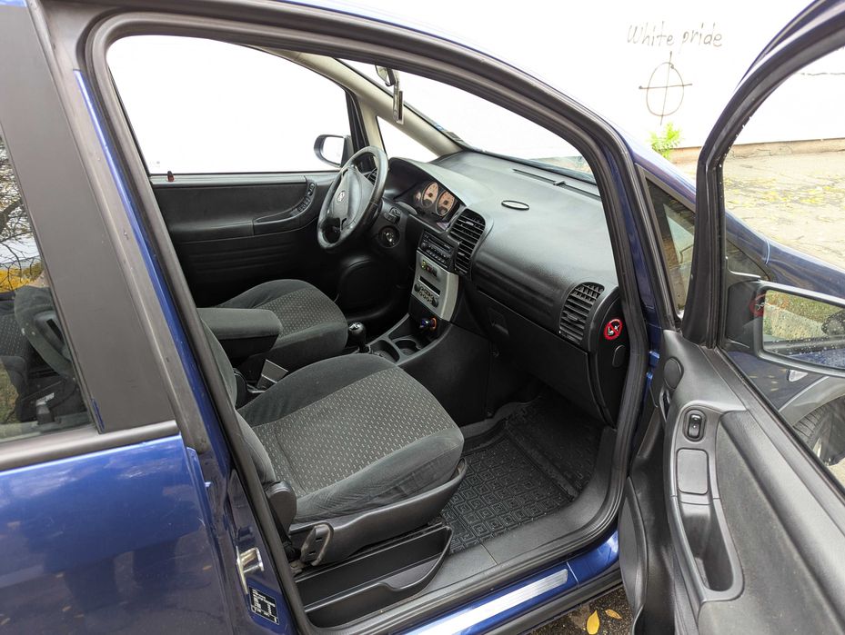 Opel Zafira 2003