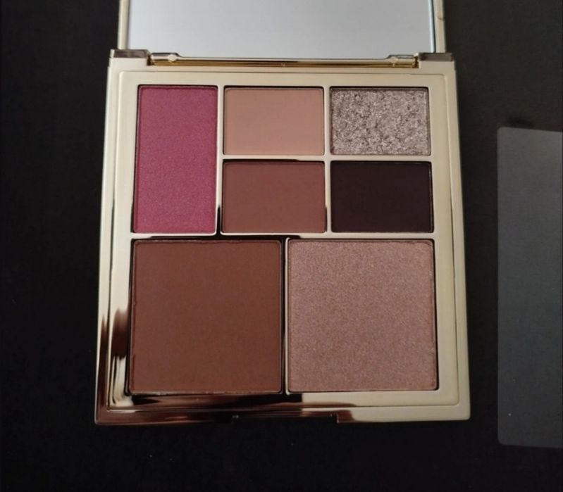 Paleta z lusterkiem Eveline Wonder Match do makijażu oczu i konturowan