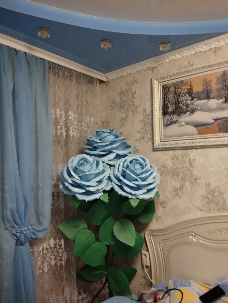 Торшер цветок голубого цвета ручной работы