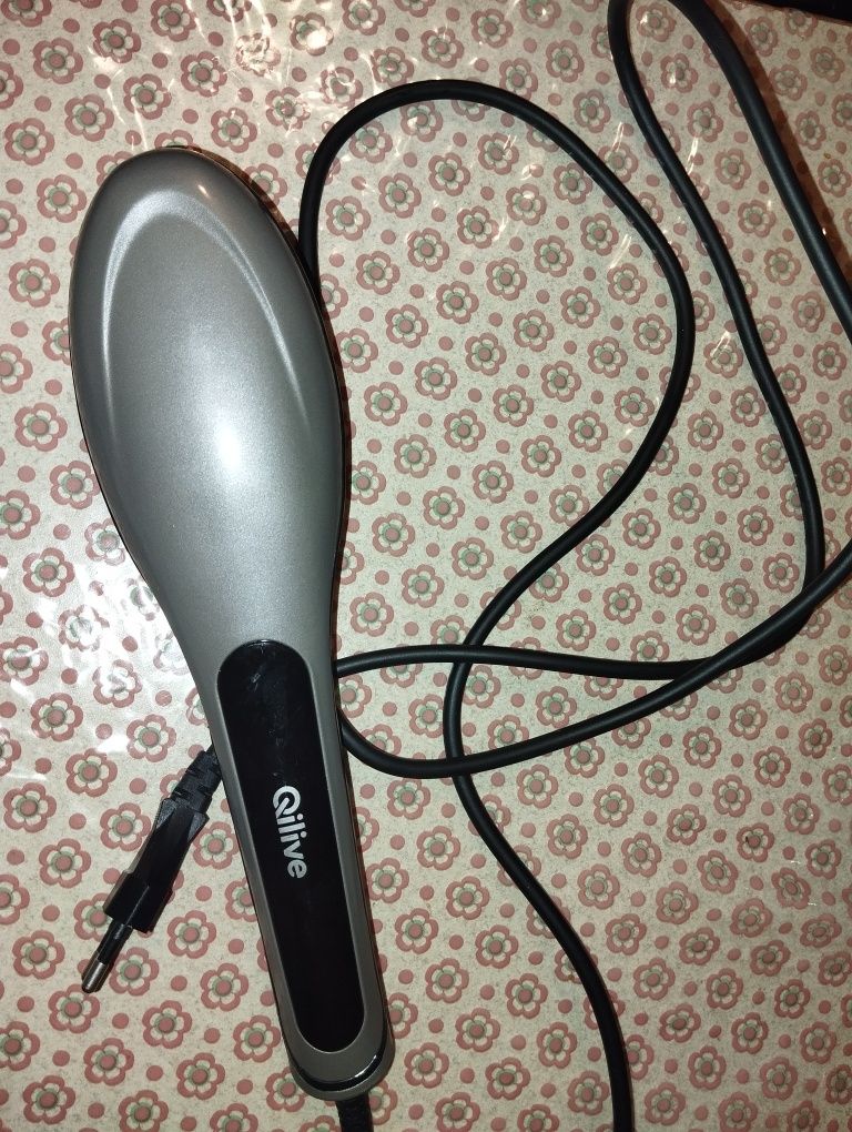 Щітка випрямляч Qilive