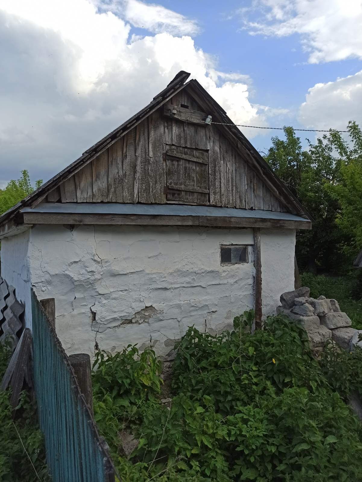 Продам хату в Дубрівці з землею приватизованою