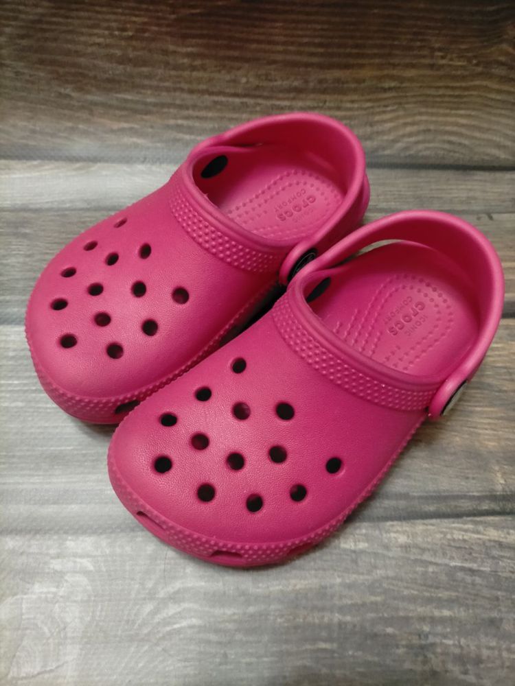 Шлепанци клоги босоножки сланци оригинал розовые CROCS