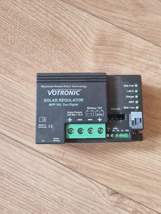 94. VOTRONIC Regulator ładowania, solarny kontroler 12V 24V 10 A