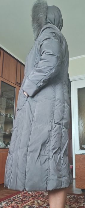 Пуховик сiрий р. XL