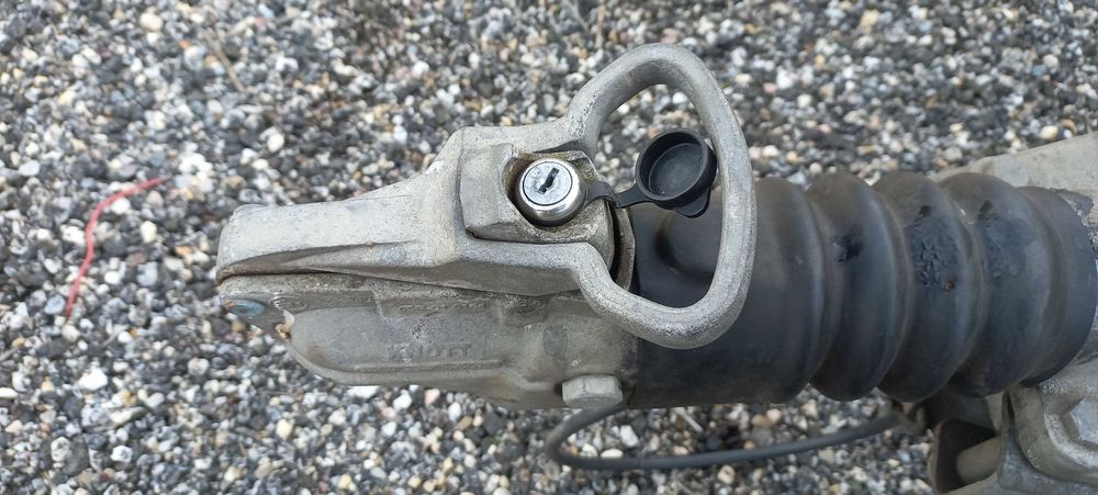 Reboque atrelado Infor Williams 3500kg