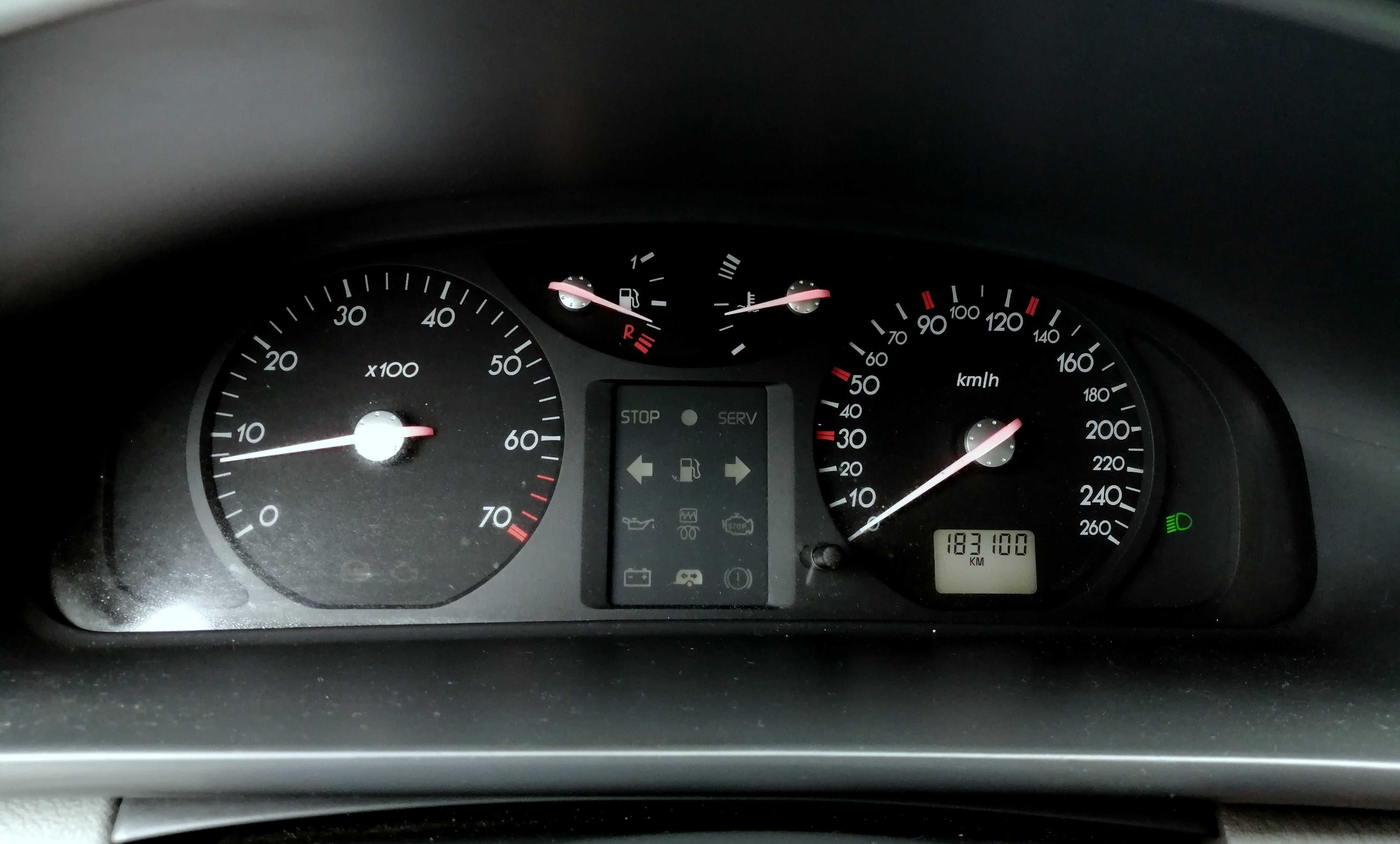 Renault Laguna 1,8 LIFT 125 KM 180 tys KOMPUTER Długie Opłaty SALON PL