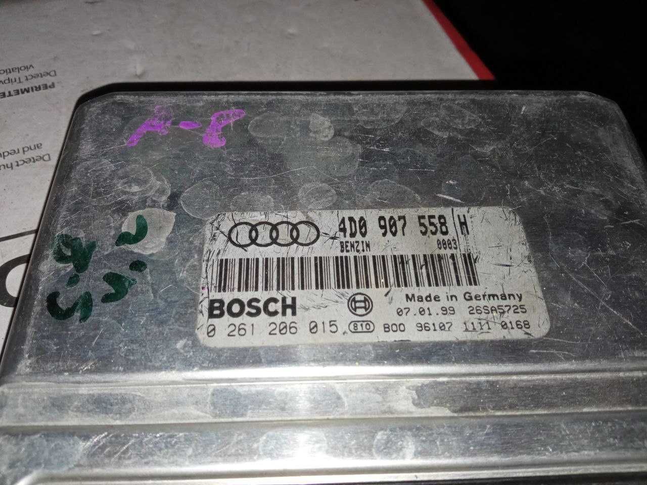 Блок управління двигуном Audi A8 D2 4.2 V8 Ауді 4D0907558H 0261206015