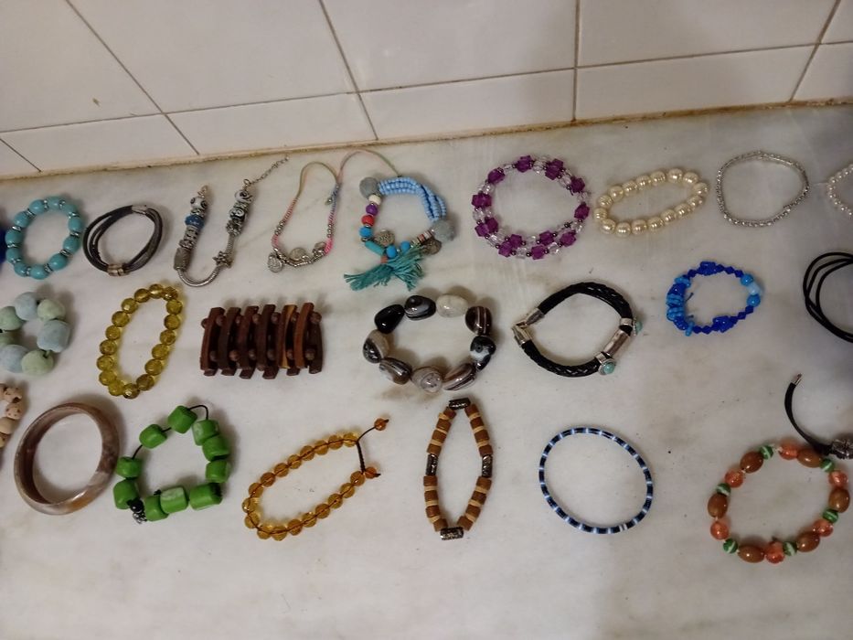 Conjunto de 40 Pulseiras