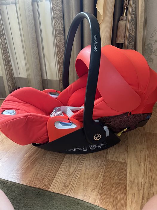 Автокрісло люлька  cybex