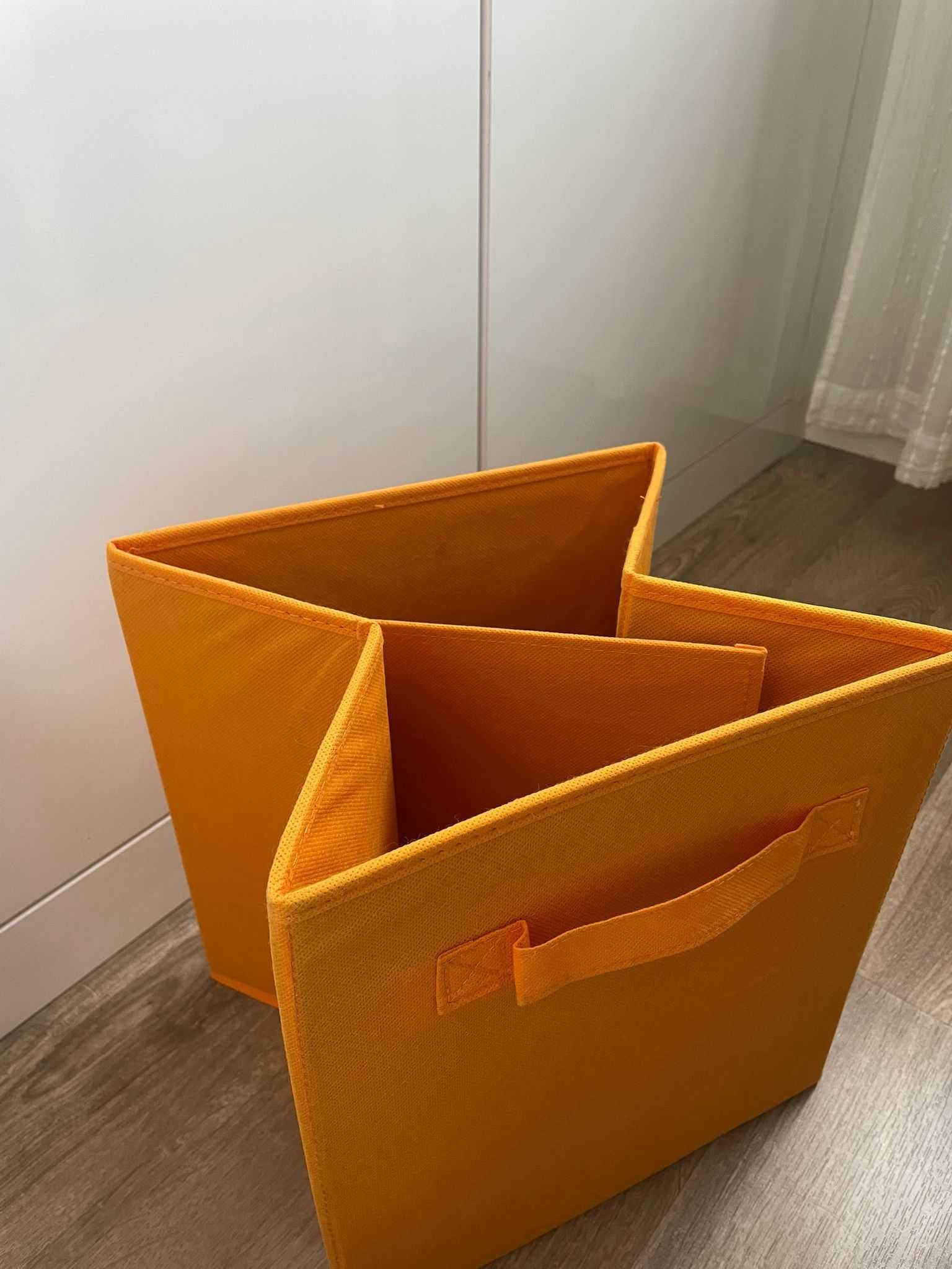 Cubo de arrumação laranja