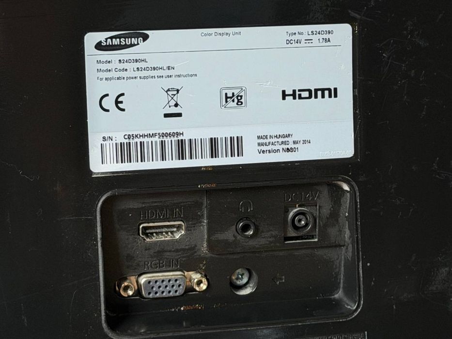 Монітор Samsung — 24”, Full HD, HDMI