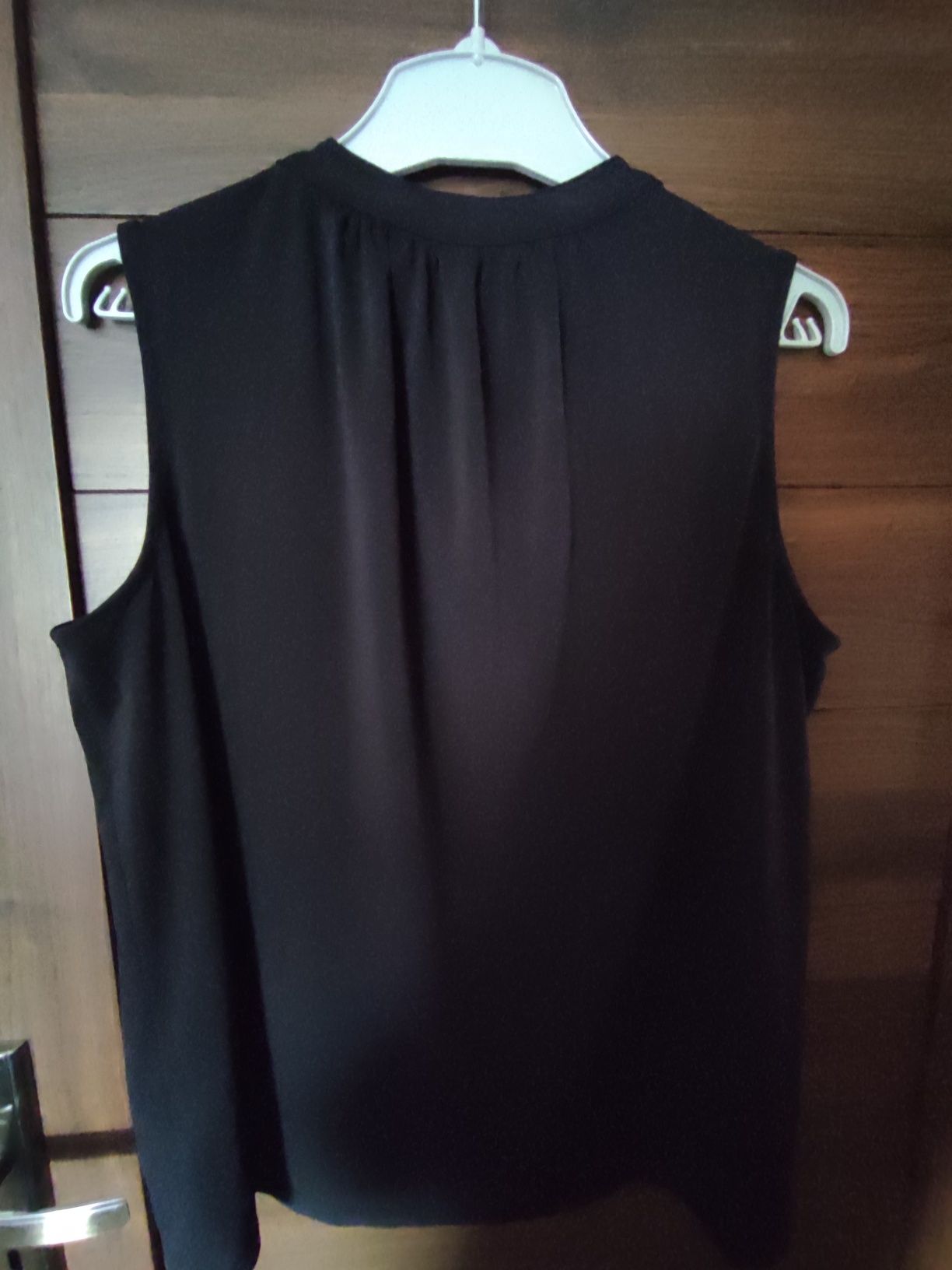 Sprzedam elegancka bluzkę damską