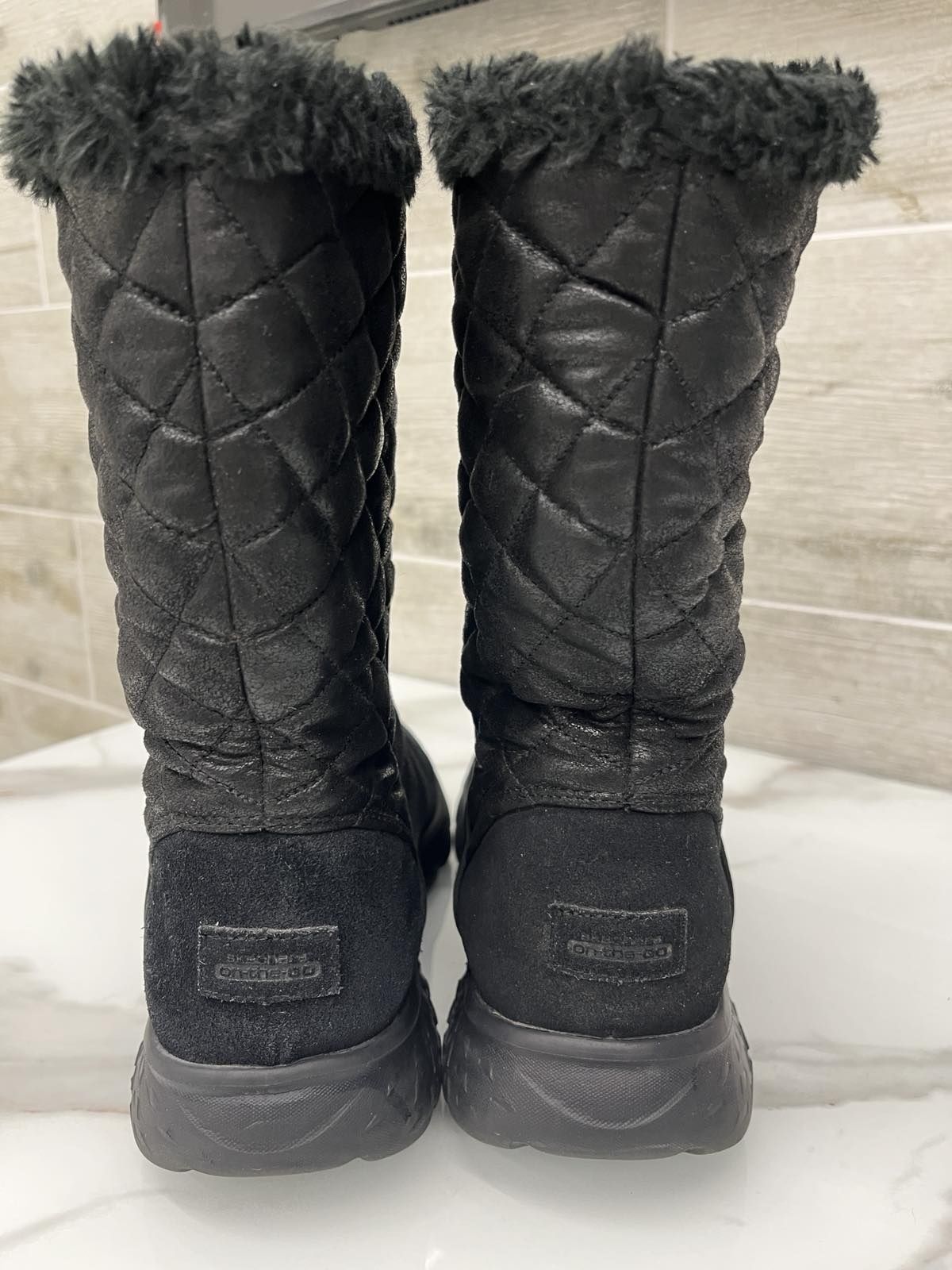 Сапоги женские Skechers On the GO 400 - SNUGGLY черные 14358-BBK