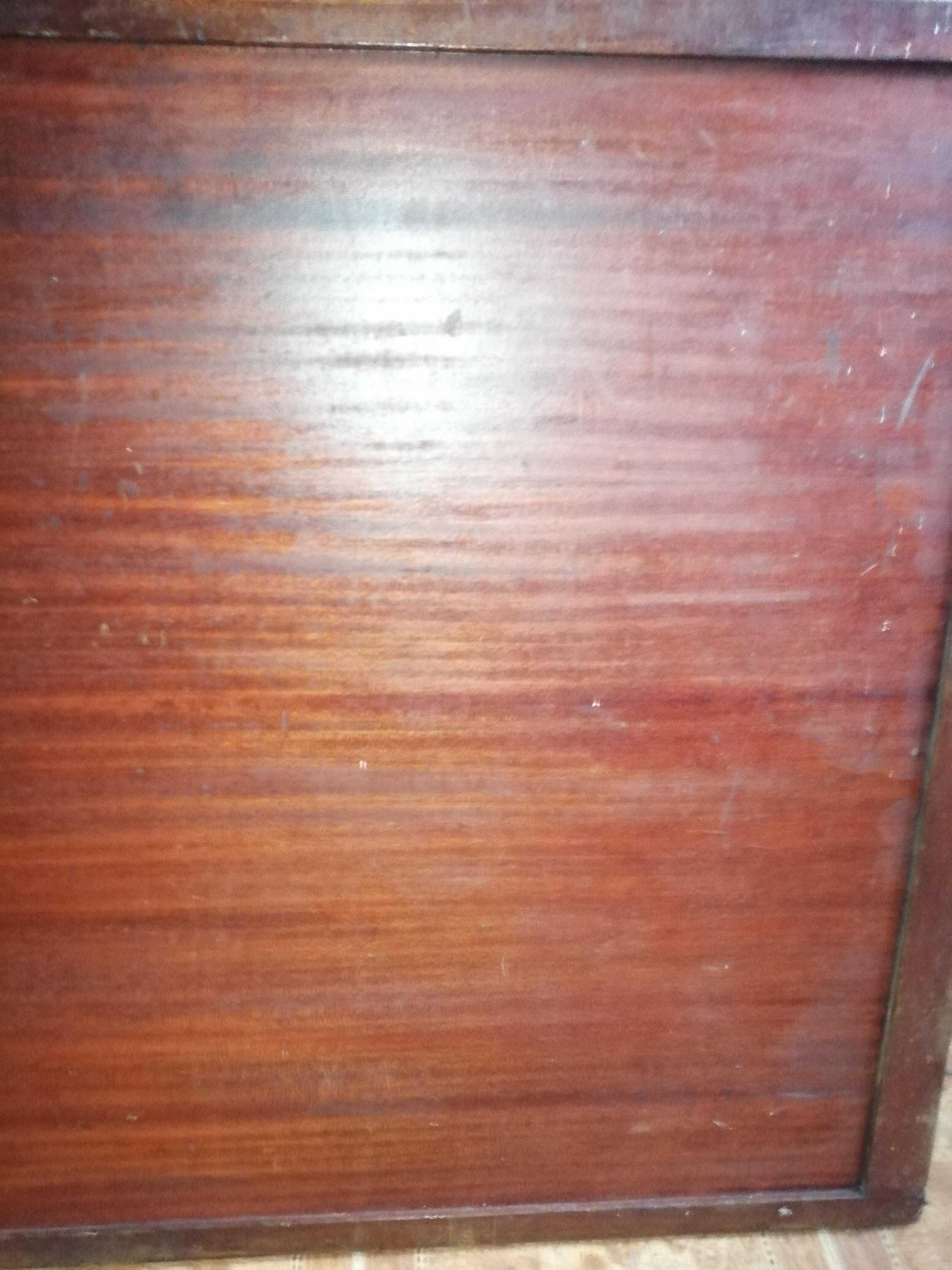 Portas Interiores em madeira maciça de Mogno