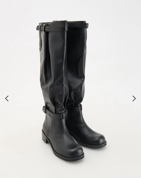 Чоботи труби Reserved