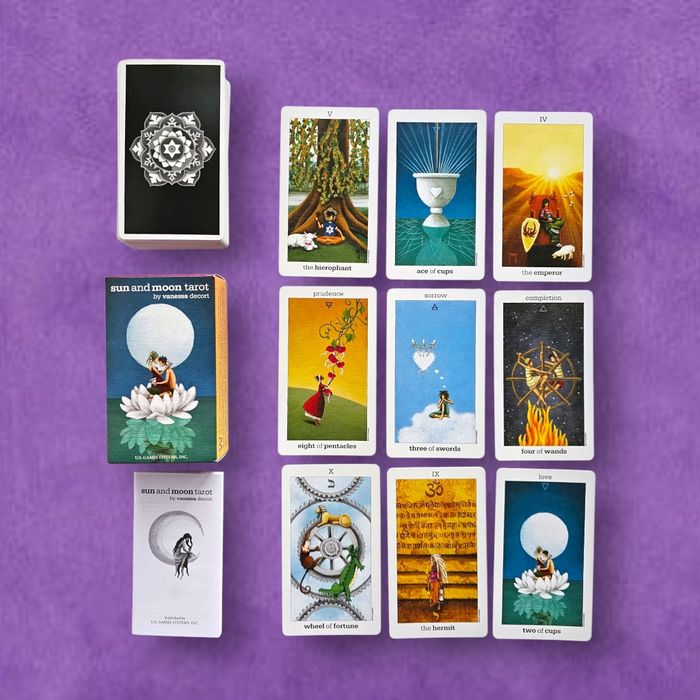 Sun and Moon Tarot [ORIGINAL]